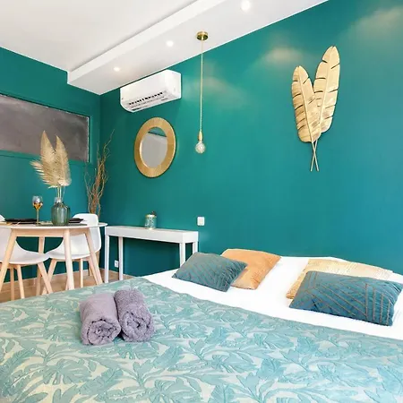 Apartment And - *