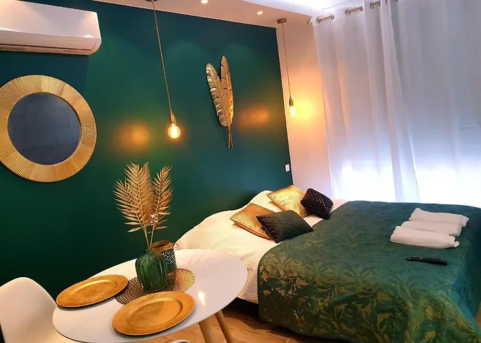 And - Hotel Cannes